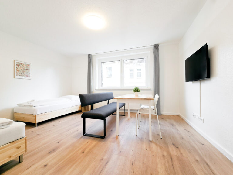DUISBURG – 3 Zimmer Wohnung mit Balkon im 1.OG