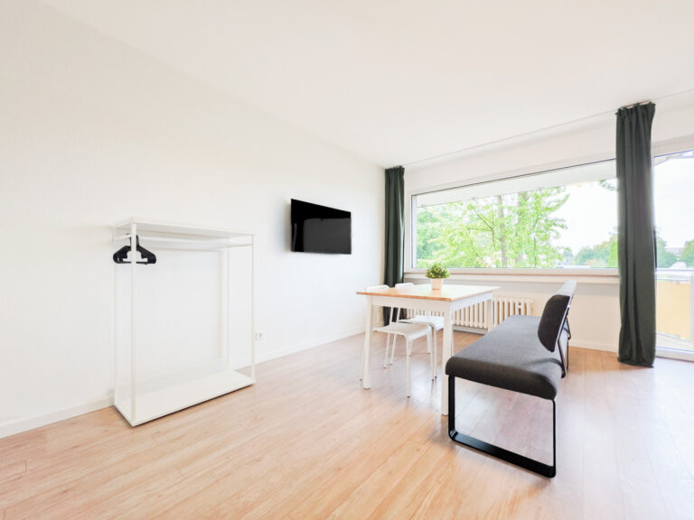 DUISBURG – 3 Zimmer Wohnung mit Balkon im 2.OG