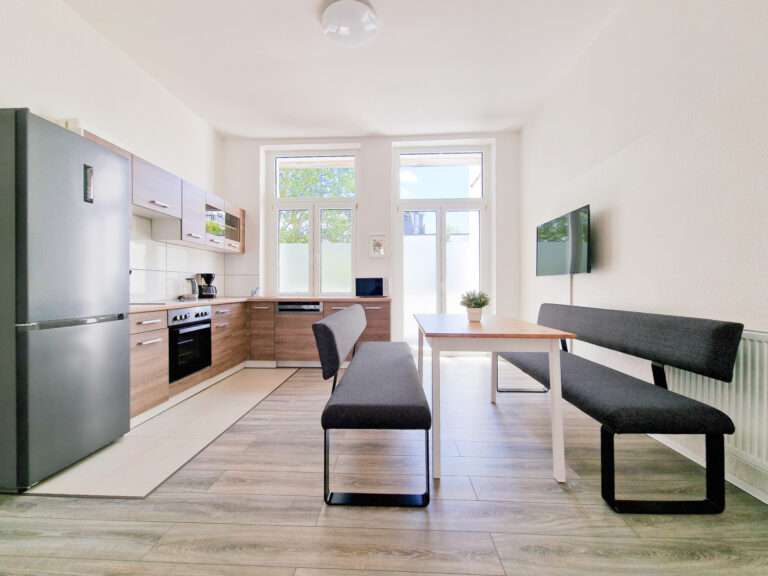 DÜ – 3 Zimmer Wohnung mit Balkon im 1.OG