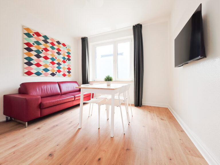 DÜ – 3 Zimmer Wohnung mit Balkon im 1.OG