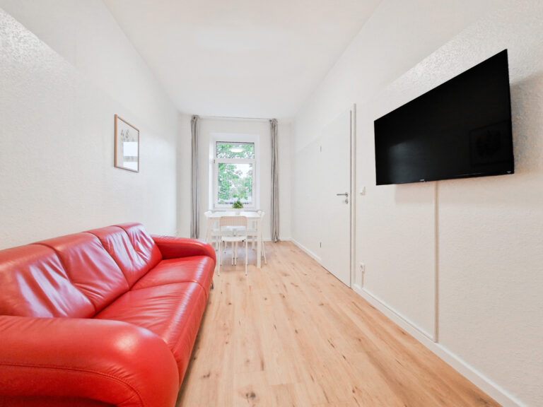 DÜ – 4 Zimmer Wohnung im 2.OG