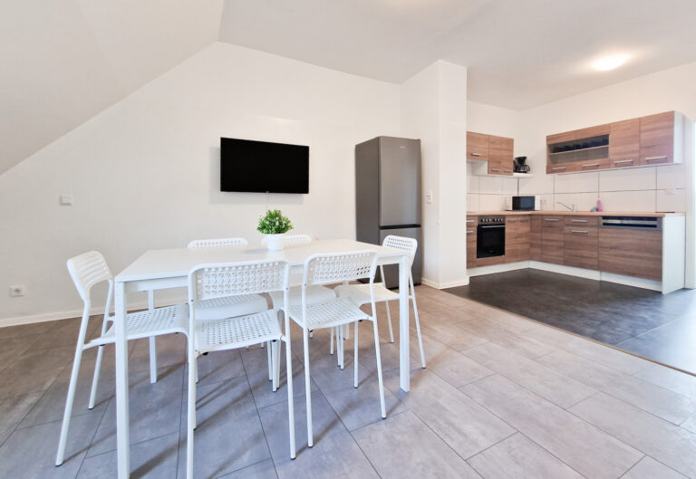 DUISBURG – 3 Zimmer Wohnung im 3.OG