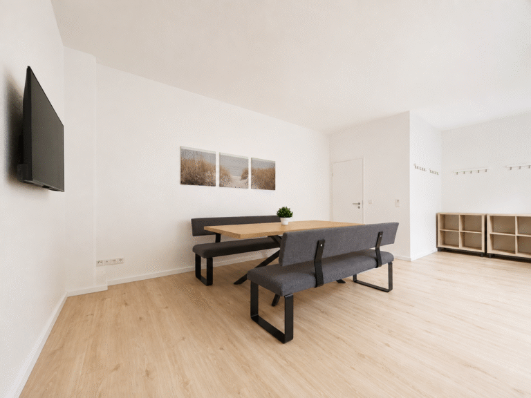 KREFELD – 4 Zimmer Maisonette Wohnung auf 3 Etagen