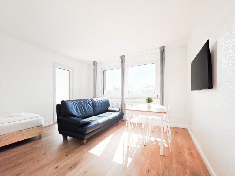 DUISBURG – 3 Zimmer Wohnung mit Balkon im 2.OG