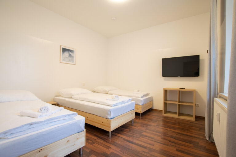 DÜ – 1 Zimmer Wohnung im 1.OG
