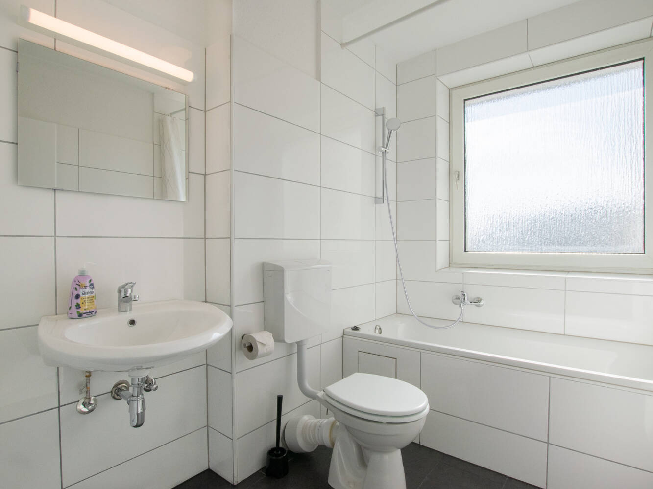 Monteurzimmer, Monteurwohnung, Mieten, Buchen, NRW, cfb035913bbcb541142d74d04525854e8d8ee0cee67cf76ba0ed634130bab351,