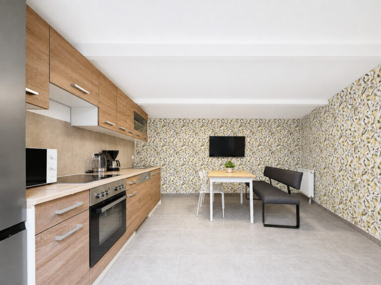 DÜSSELDORF – 1 Zimmer Wohnung im Erdgeschoss ( Messe )