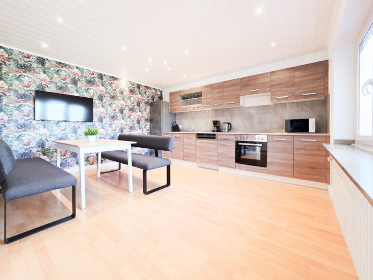 DÜSSELDORF – 2 Zimmer Wohnung im 1.OG ( Messe )